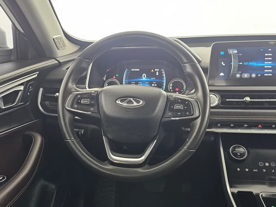 شيري تيجو 8 لاكجري 2022 