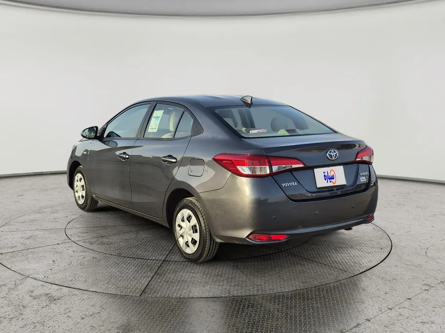 2022 Toyota Yaris  Y 