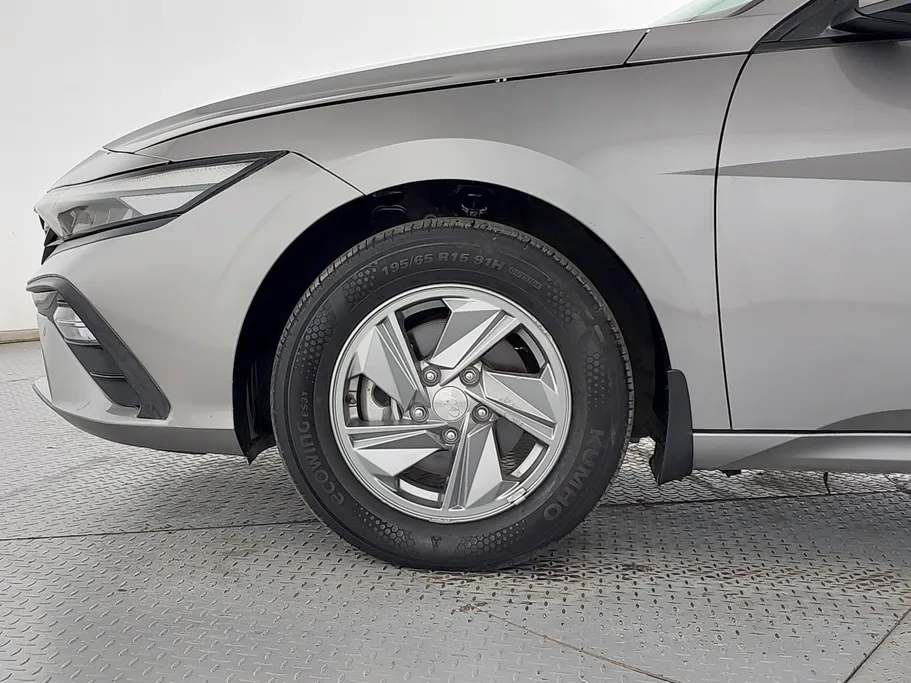 2024 Hyundai Elantra Fleet 