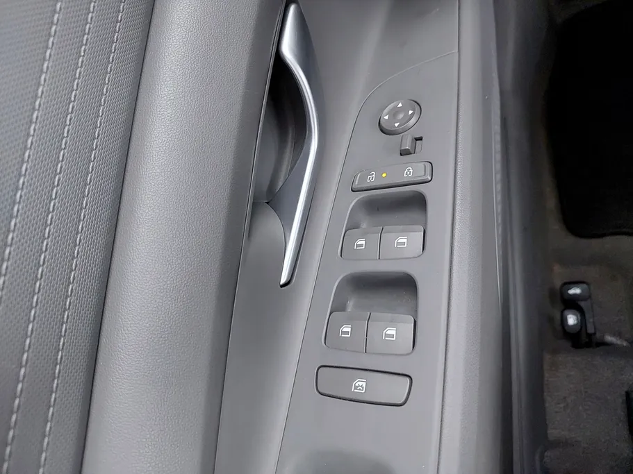 2024 Hyundai Elantra Fleet 