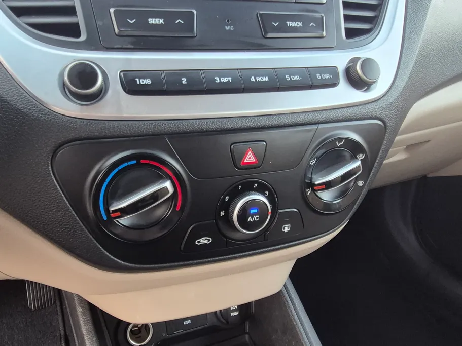 2023 Hyundai Accent Smart 