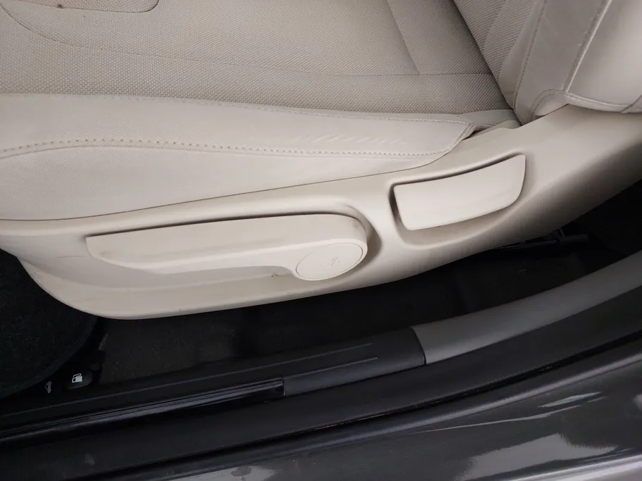 2023 Hyundai Elantra Smart 
