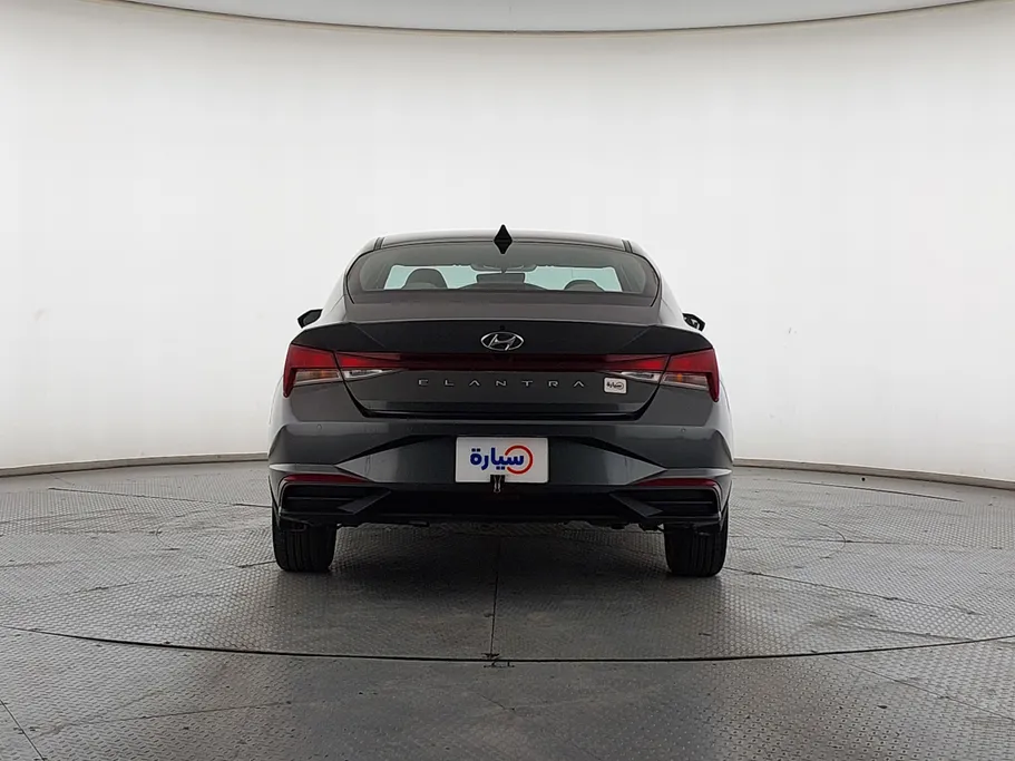 2023 Hyundai Elantra Smart 