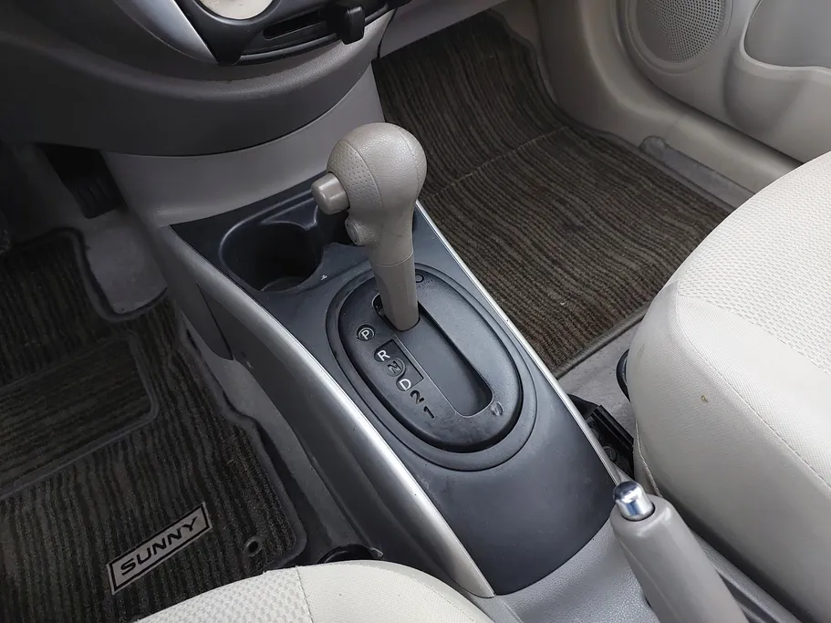2023 Nissan Sunny SV Comfort 