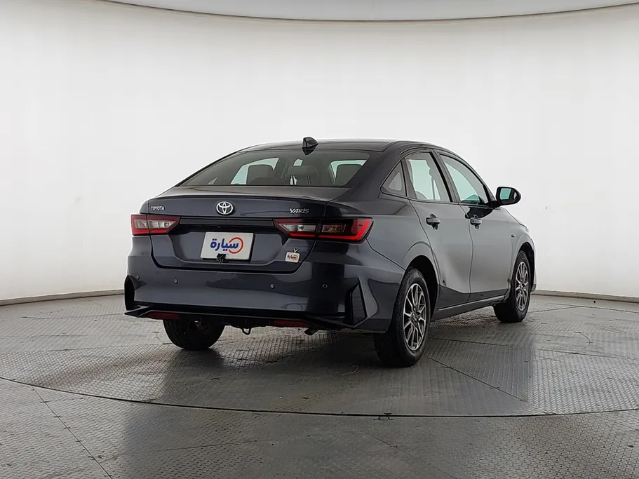 2023 Toyota Yaris  Y 