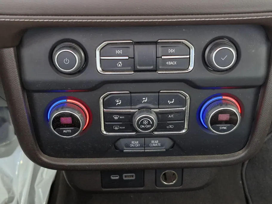 2022 Chevrolet Tahoe LS 