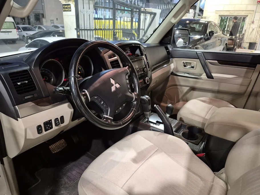 ميتسوبيشي باجيرو GLS 5Doors 2020 