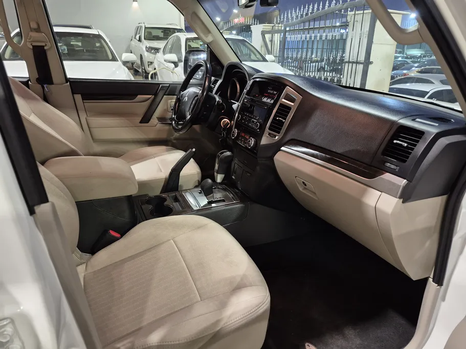 ميتسوبيشي باجيرو GLS 5Doors 2020 
