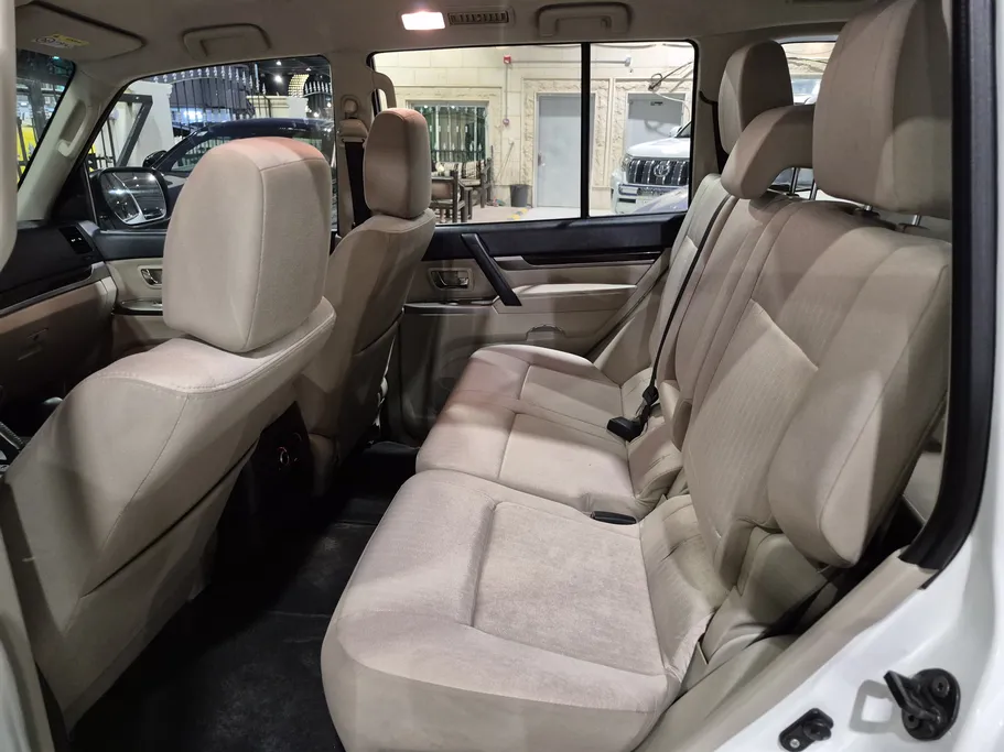 ميتسوبيشي باجيرو GLS 5Doors 2020 