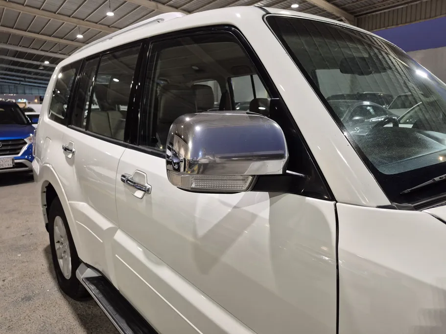 ميتسوبيشي باجيرو GLS 5Doors 2020 