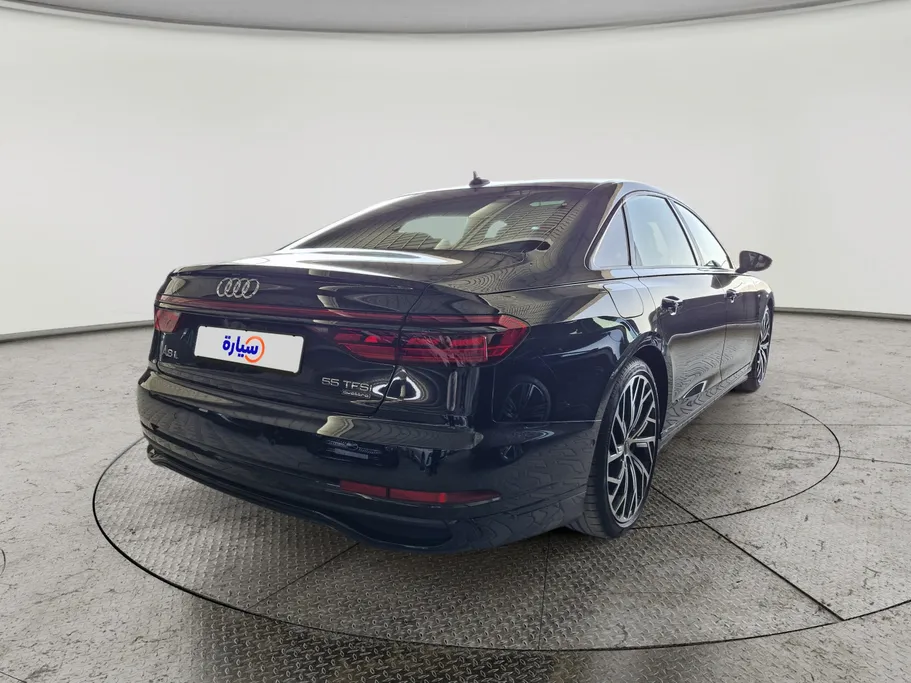 اودي A8  2022 