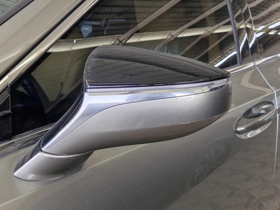 2023 Lexus ES 300 AH Hybrid  