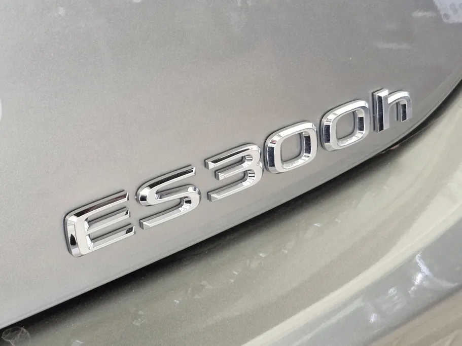 2023 Lexus ES 300 AH Hybrid  