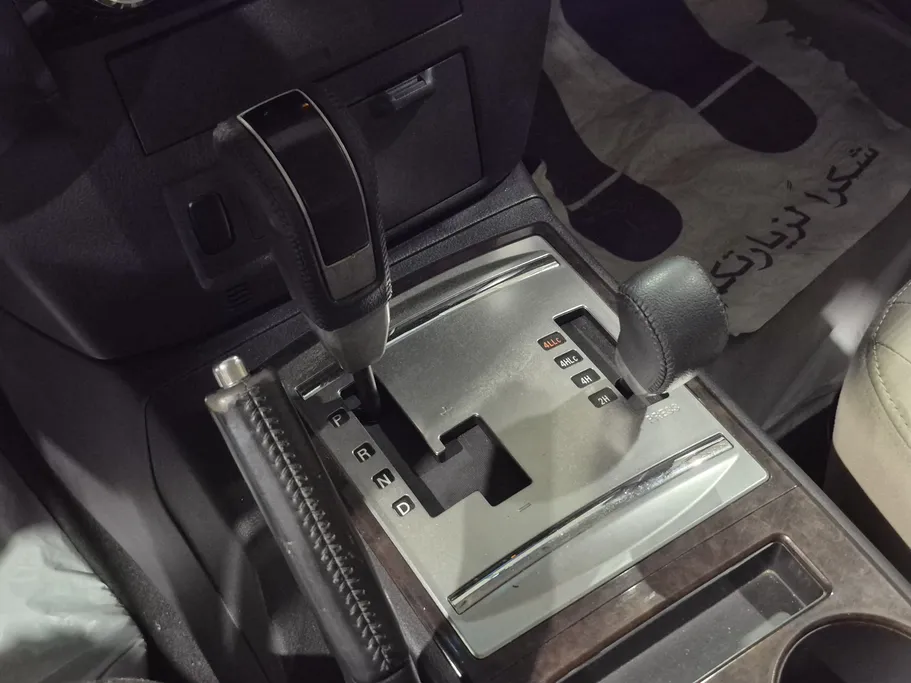 ميتسوبيشي باجيرو GLS 4Doors 2020 