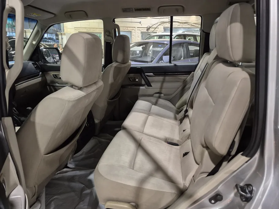 ميتسوبيشي باجيرو GLS 4Doors 2020 