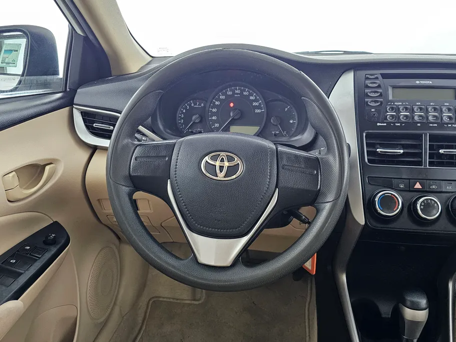 2020 Toyota Yaris  Y 