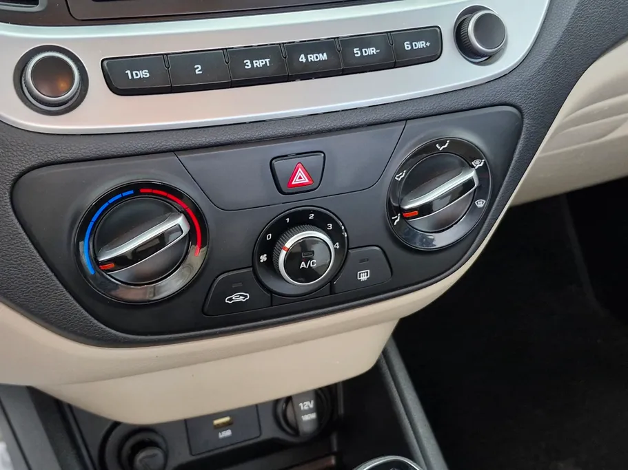 هيونداي اكسنت سمارت 2023 