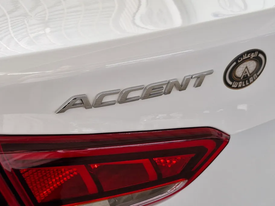 هيونداي اكسنت سمارت 2023 