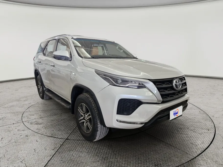 2022 Toyota Fortuner GX