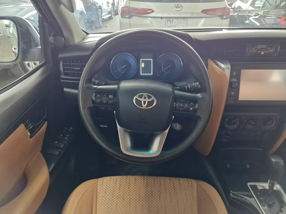 2022 Toyota Fortuner GX