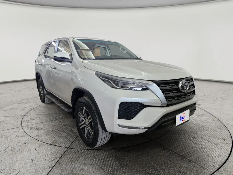 2022 Toyota Fortuner GX