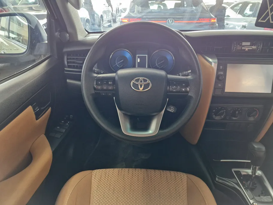 2022 Toyota Fortuner GX