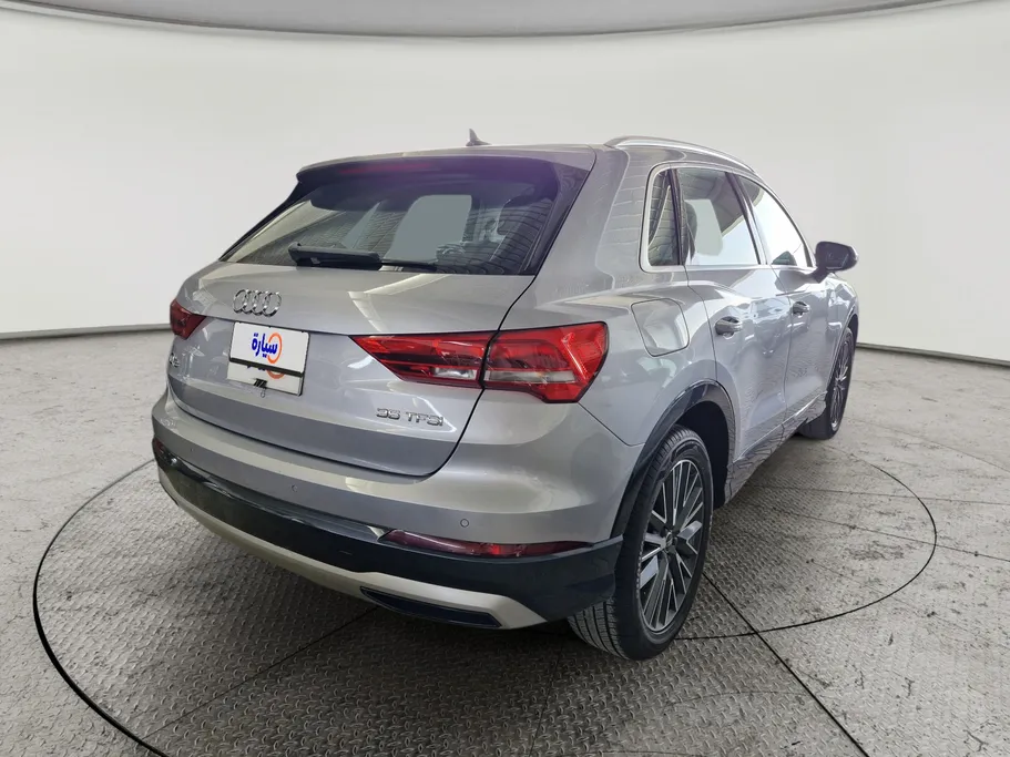 2023 Audi Q3 35 TFSl 