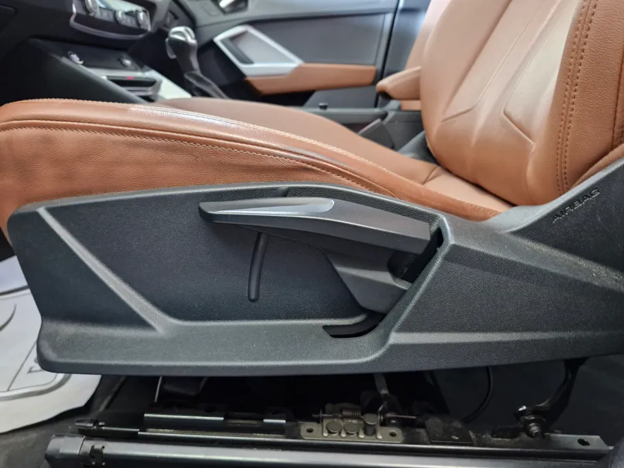 2023 Audi Q3 35 TFSl 