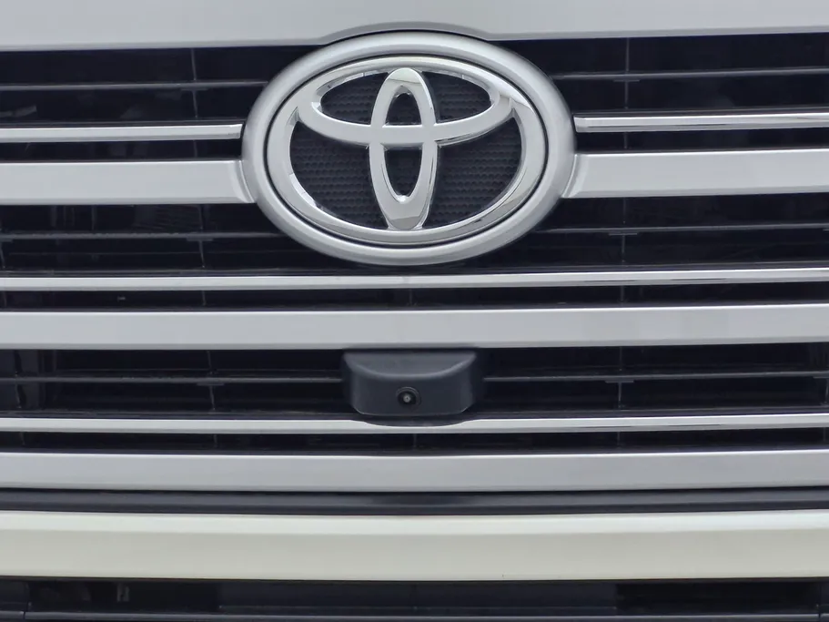 2022 Toyota Land Cruiser GXR 