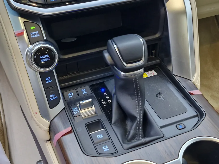 2022 Toyota Land Cruiser GXR 