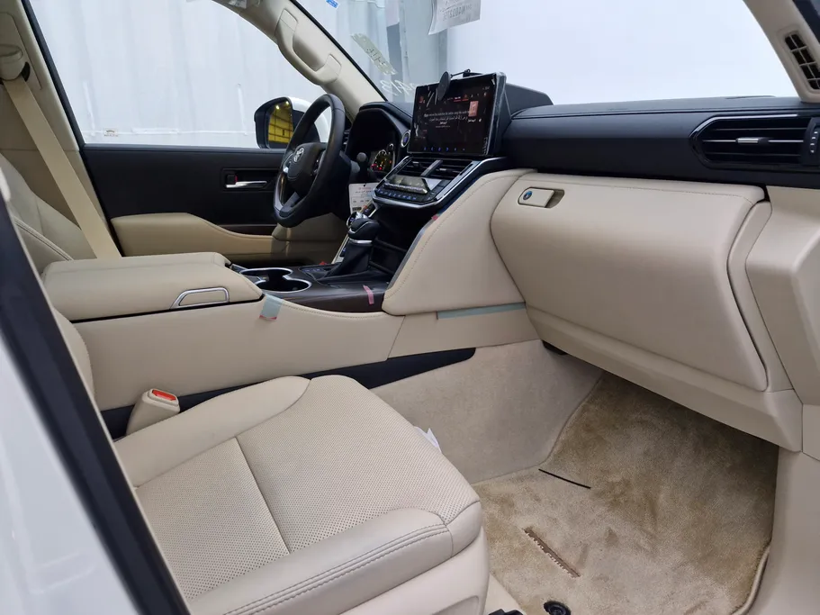 2022 Toyota Land Cruiser GXR 