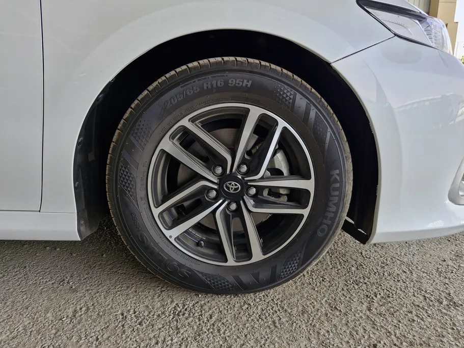 2023 Toyota Camry  LE 