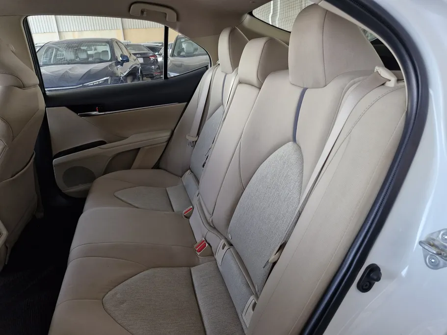 2023 Toyota Camry  LE 
