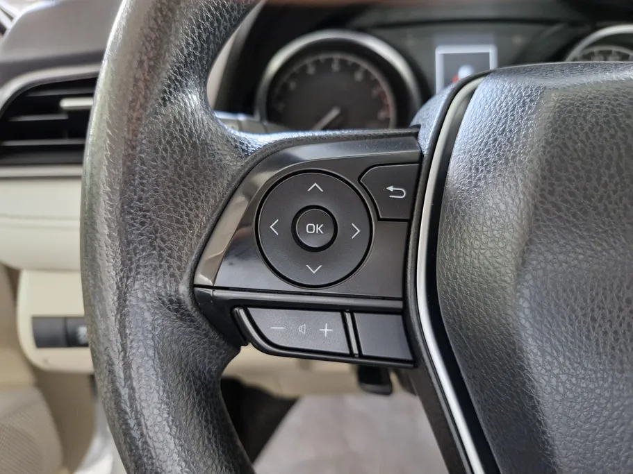 2023 Toyota Camry  LE 
