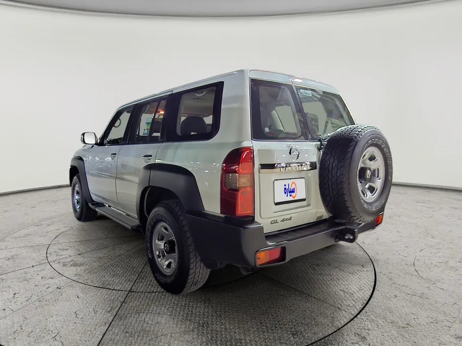 2021 Nissan EBRO (Fatque) GL 