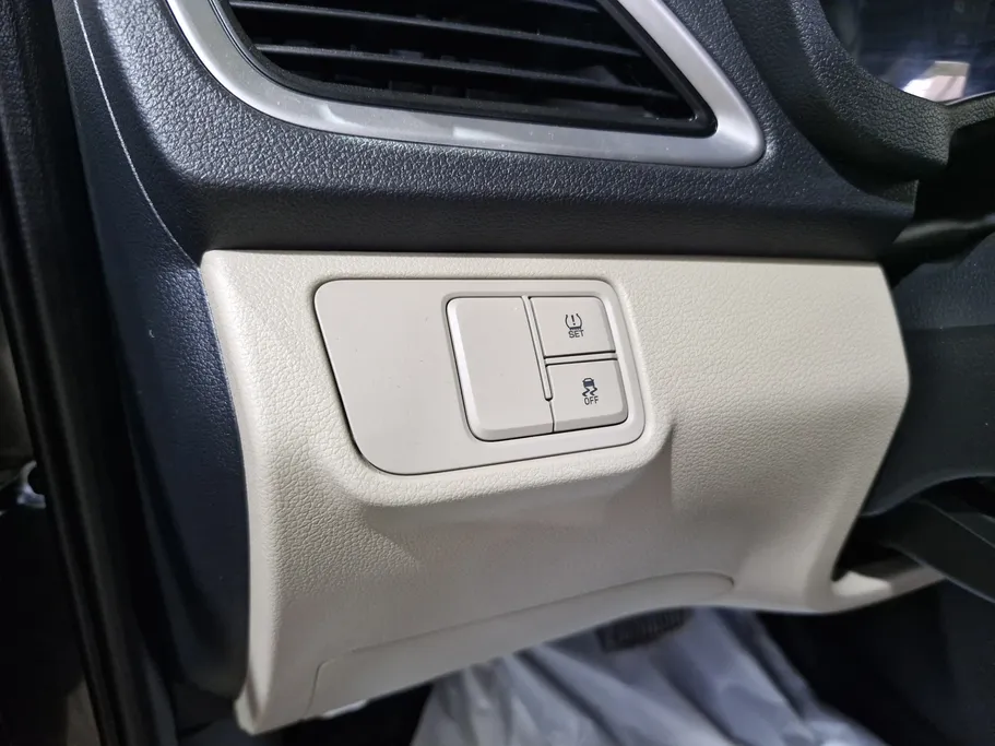 هيونداي اكسنت فلييت 2023 