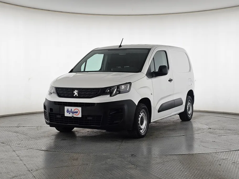 2023 Peugeot Partner Short van 