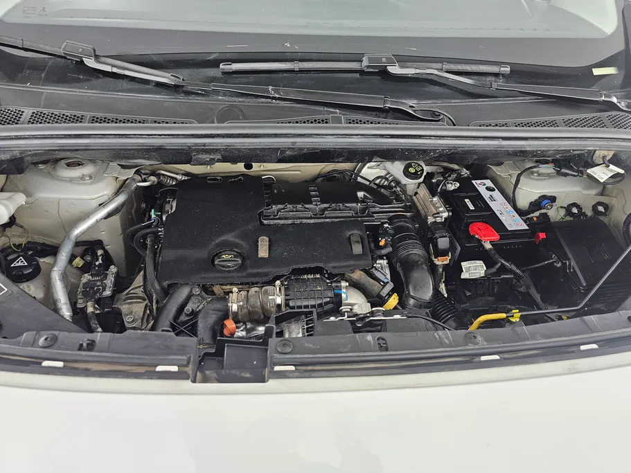 2023 Peugeot Partner Short van 