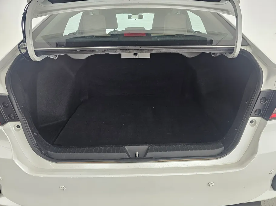 2023 Toyota Yaris  Y 