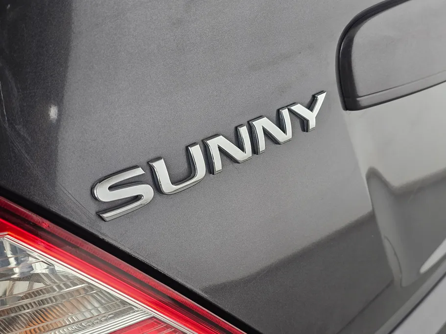 2022 Nissan Sunny SV 