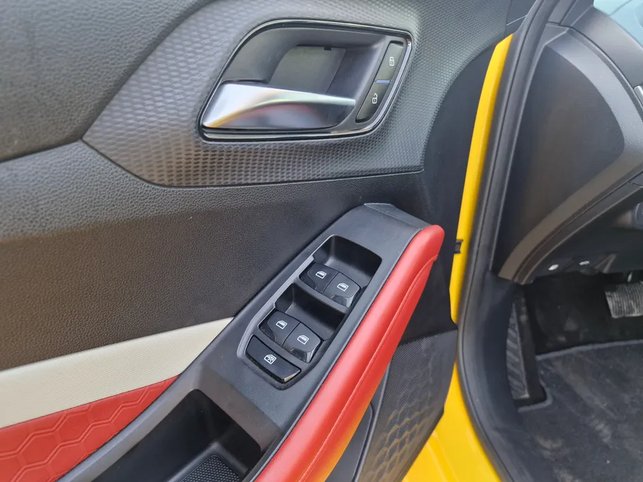 2022 MG GT LUX 