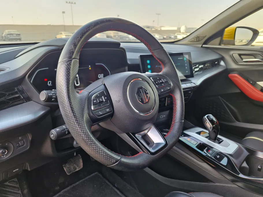 2022 MG GT LUX 