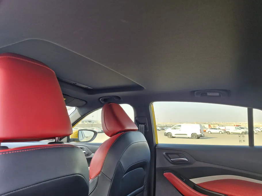 2022 MG GT LUX 