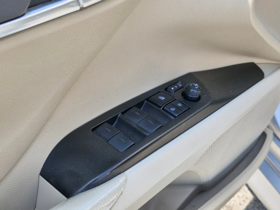 2024 Toyota Camry  GLE HEV  