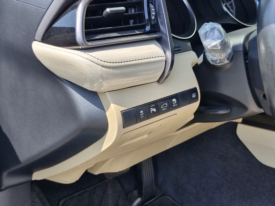 2024 Toyota Camry  GLE HEV  
