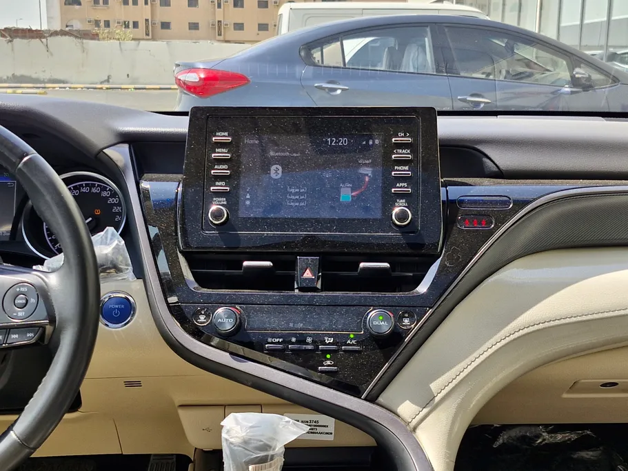 2024 Toyota Camry  GLE HEV  