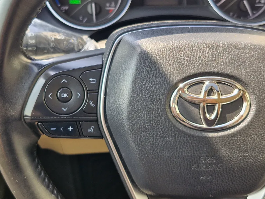 2024 Toyota Camry  GLE HEV  