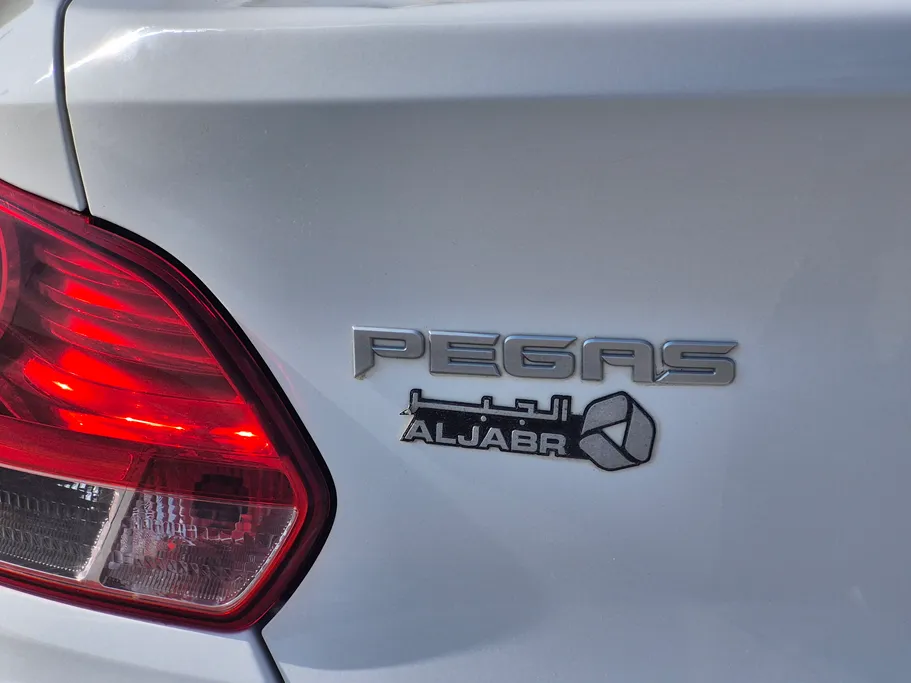 2023 Kia Pegas LX 