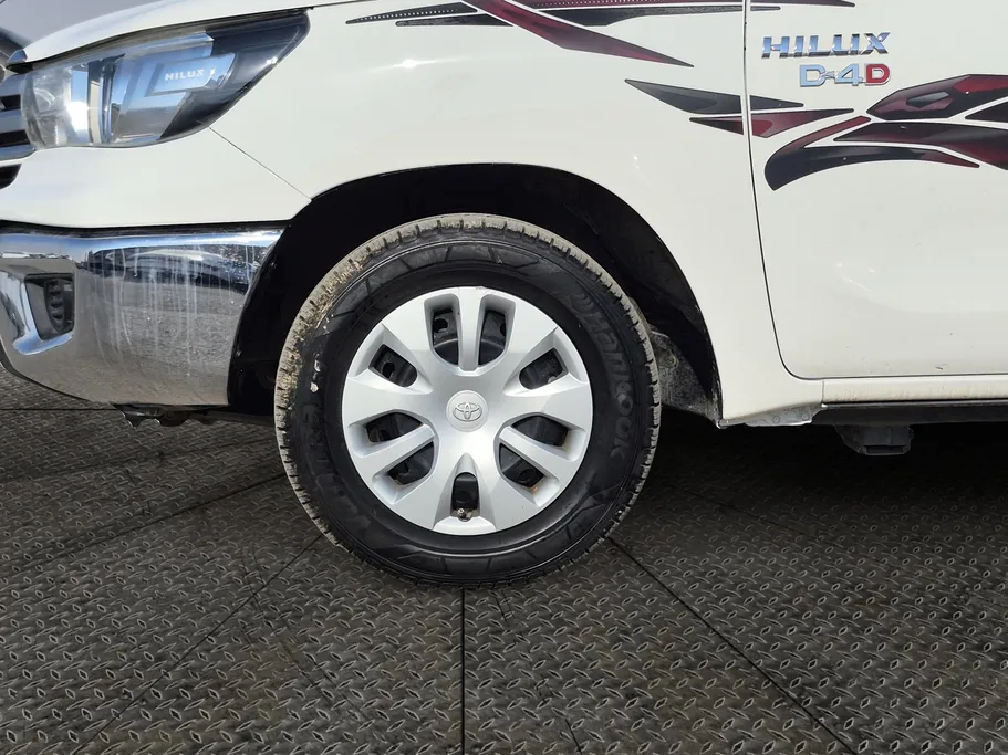 2022 Toyota Hilux GL DSL 