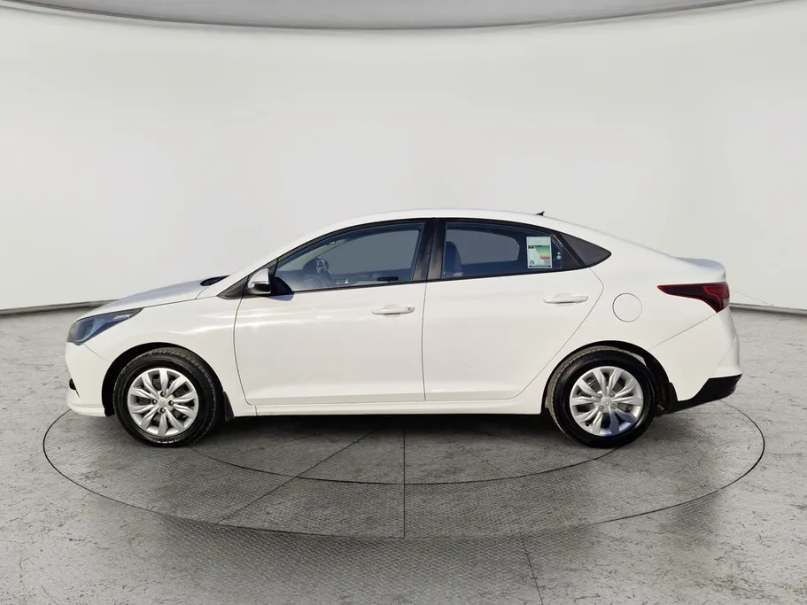 2022 Hyundai Accent Smart 